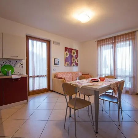 Hotel apartamentowy Apartmentsgarda - Canevini Residence *