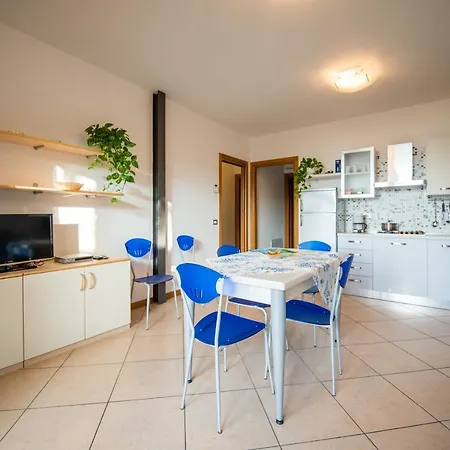 Apartmentsgarda - Canevini Residence