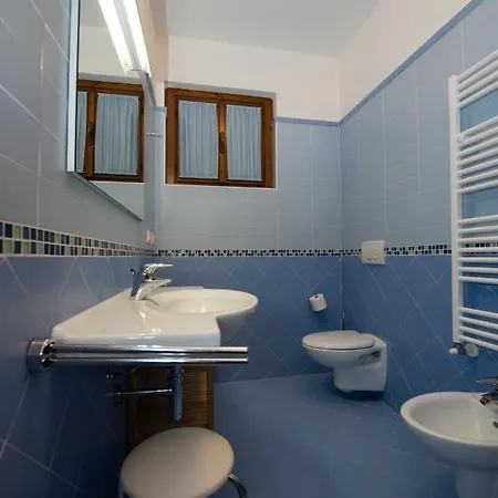 Hotel apartamentowy Apartmentsgarda - Canevini Residence Torri Del Benaco