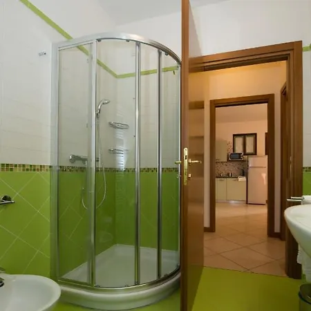 Apartmentsgarda - Canevini Residence *